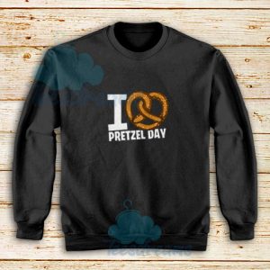 Pretzel-Day-Sweatshirt